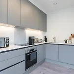 Urban Rest - Port Apartamento Dublin
