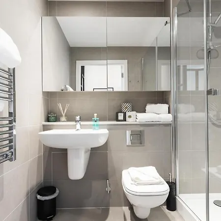 Urban Rest - Port Apartment